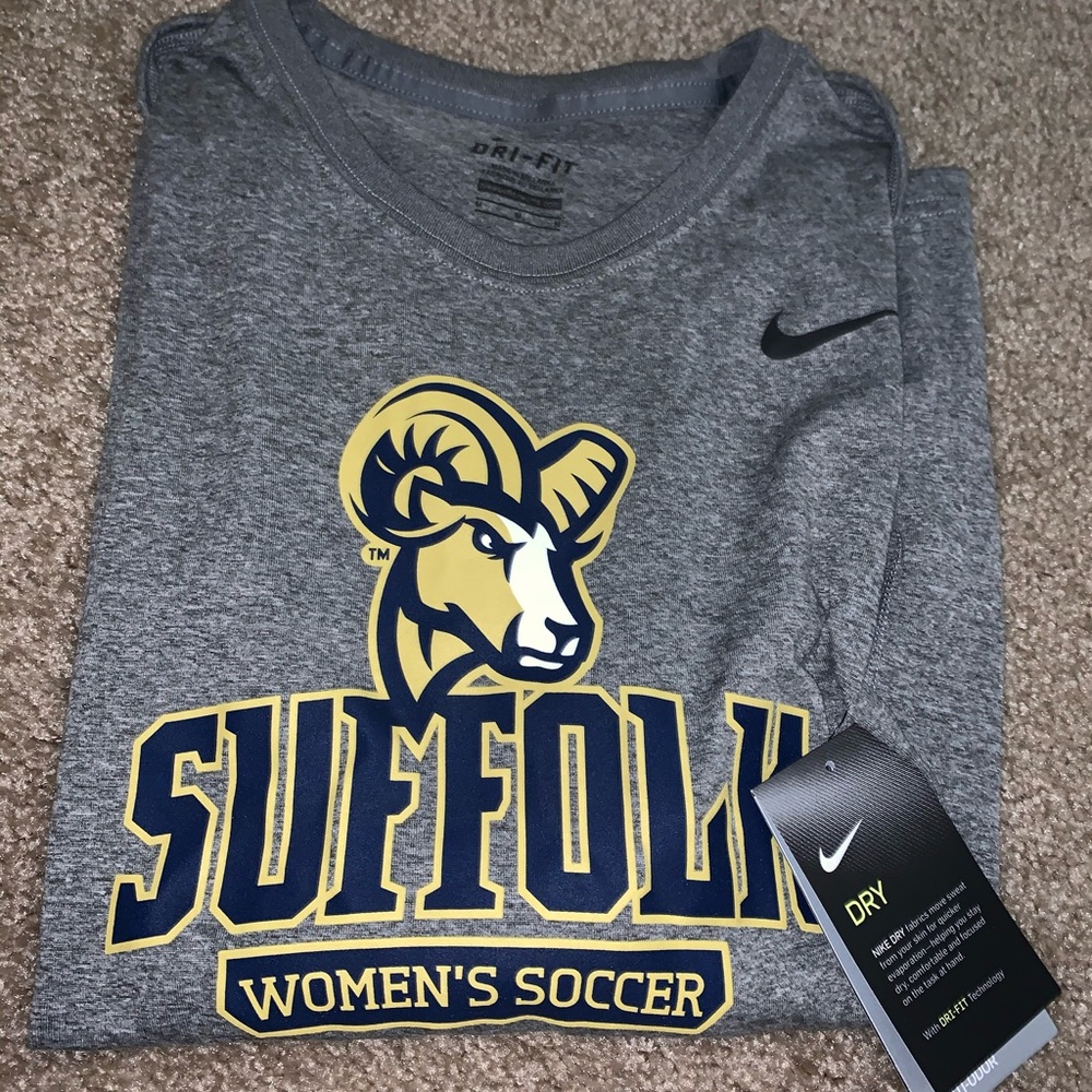 Women’s Nike college soccer shirt